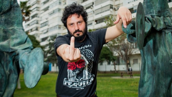 El Kanka pide a sus fans que no compren entradas en Viagogo: "Es un fraude" El Kanka pide a sus fans que no compren entradas en Viagogo: "Es un fraude"