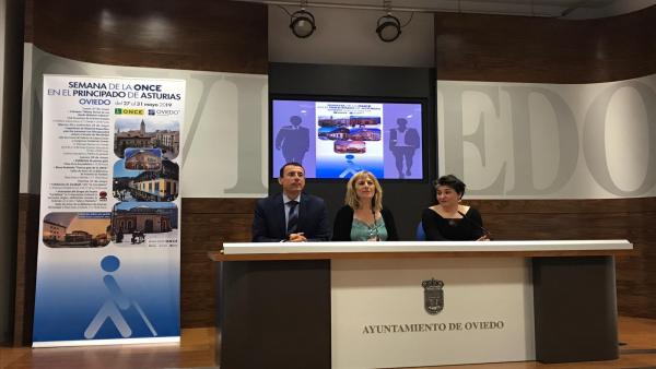 Exhibición de perros guía, goalball o teatro representado por personas ciegas, en la Semana de la ONCE en Asturias Exhibición de perros guía, goalball o teatro representado por personas ciegas, en la Semana de la ONCE en Asturias