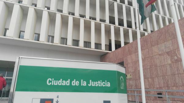 Málaga.-Tribunales.-Aplazan el juicio a acusados por irregularidades en adjudicación de obras municipales en Benalmádena Málaga.-Tribunales.-Aplazan el juicio a acusados por irregularidades en adjudicación de obras municipales en Benalmádena