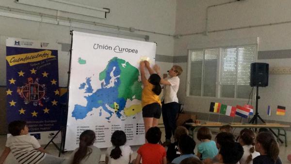 Huelva.- Diputación presenta su cuentacuentos sobre la Unión Europea para niños de municipios de la provincia Huelva.- Diputación presenta su cuentacuentos sobre la Unión Europea para niños de municipios de la provincia