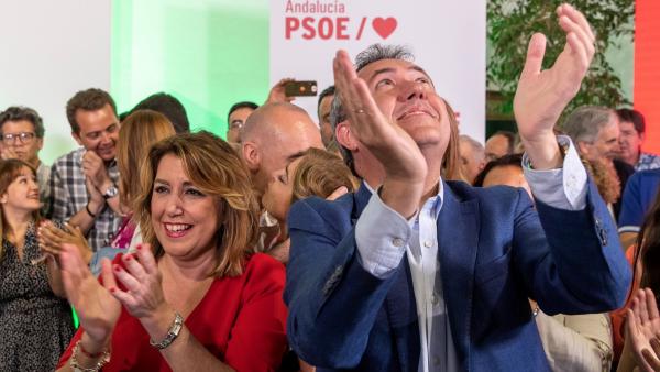 Espadas, junto a Susana Díaz, celebrando su victoria Espadas, junto a Susana Díaz, celebrando su victoria