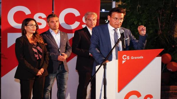 Granada.- 26M-M.- Salvador dice que Cs estará en el gobierno local, pero no aclara si apoyará a PP o PSOE en la Alcaldía Granada.- 26M-M.- Salvador dice que Cs estará en el gobierno local, pero no aclara si apoyará a PP o PSOE en la Alcaldía