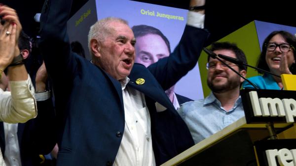 Ernest Maragall celebra la victoria electoral del 26M. Ernest Maragall celebra la victoria electoral del 26M.