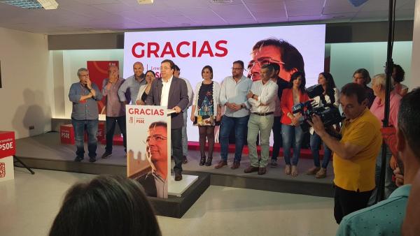 26M.-A.- El PSOE Consigue Mayoría Absoluta Y El PP Pierde Ocho Diputados 26M.-A.- El PSOE Consigue Mayoría Absoluta Y El PP Pierde Ocho Diputados