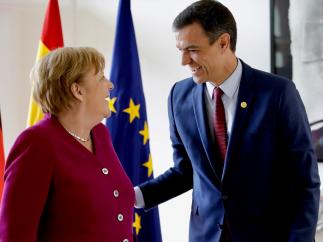 Pedro Sánchez y Angela Merkel