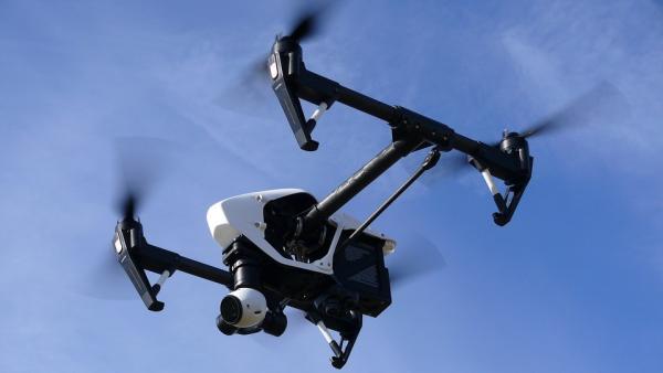 Drones de la DGT: la última herramienta para vigilar las carreteras desde el aire Drones de la DGT: la última herramienta para vigilar las carreteras desde el aire