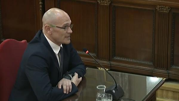 Los partidos políticos reaccionan a la suspensión de Raul Romeva Los partidos políticos reaccionan a la suspensión de Raul Romeva
