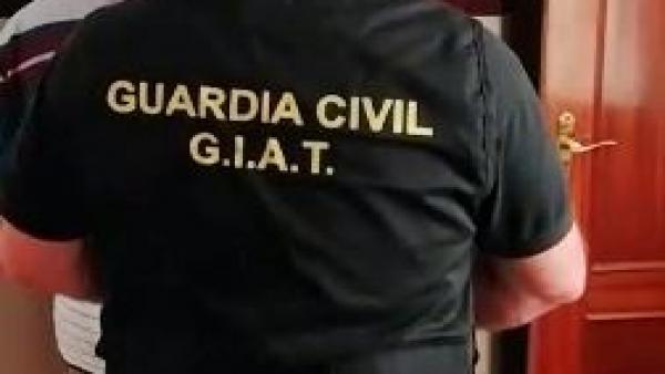 Sucesos.- Detenido en Badajoz por suplantar a otra en el examen teórico del permiso de conducir a cambio de dinero Sucesos.- Detenido en Badajoz por suplantar a otra en el examen teórico del permiso de conducir a cambio de dinero