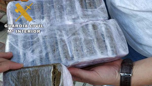 Jaén.- Sucesos.- Cinco detenidos en varias actuaciones de la Guardia Civil contra el menudeo de droga Jaén.- Sucesos.- Cinco detenidos en varias actuaciones de la Guardia Civil contra el menudeo de droga