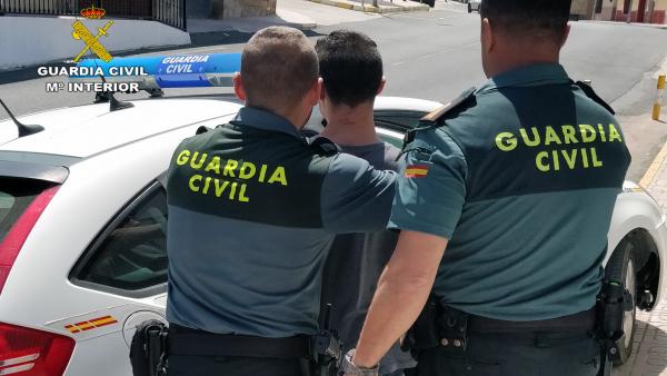 Sucesos.- Desmantelan un activo punto de venta de droga en Pliego Sucesos.- Desmantelan un activo punto de venta de droga en Pliego