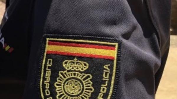 Málaga.- Sucesos.- Detenidos un padre y su hija por robar en el interior de vehículos estacionados en un aparcamientos Málaga.- Sucesos.- Detenidos un padre y su hija por robar en el interior de vehículos estacionados en un aparcamientos