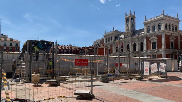 Las obras de la Plaza Mayor de Valladolid requerirán aún otros 15 días para estar concluidas, según el Ayuntamiento Las obras de la Plaza Mayor de Valladolid requerirán aún otros 15 días para estar concluidas, según el Ayuntamiento