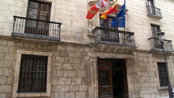 Rechazada la denuncia de Ecologistas en Acción contra los miembros de la Mesa de las Cortes de CyL por la ley de caza Rechazada la denuncia de Ecologistas en Acción contra los miembros de la Mesa de las Cortes de CyL por la ley de caza