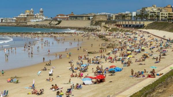 Cádiz.- Ayuntamiento muestra su satisfacción por la renovación de las cuatro banderas azules de las playas de la ciudad Cádiz.- Ayuntamiento muestra su satisfacción por la renovación de las cuatro banderas azules de las playas de la ciudad