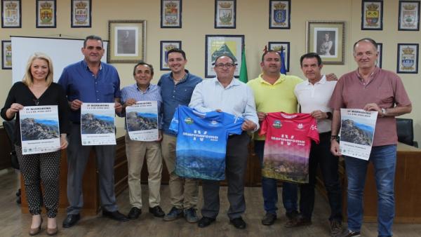 Málaga.- Unos 180 senderistas harán la Travesía MarMaroma, subida nocturna desde Vélez al pico más alto de la provincia Málaga.- Unos 180 senderistas harán la Travesía MarMaroma, subida nocturna desde Vélez al pico más alto de la provincia