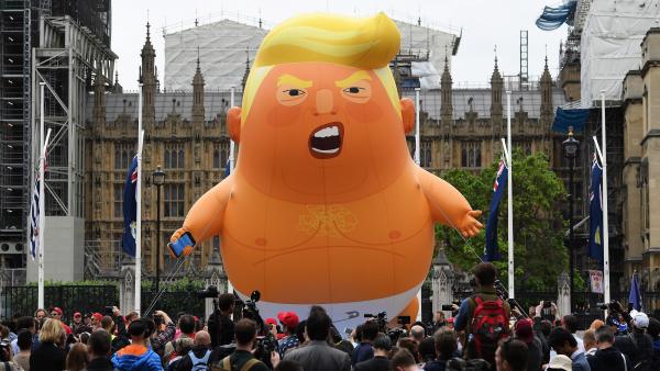 El gigante 'Baby Trump' sobrevuela Londres El gigante 'Baby Trump' sobrevuela Londres