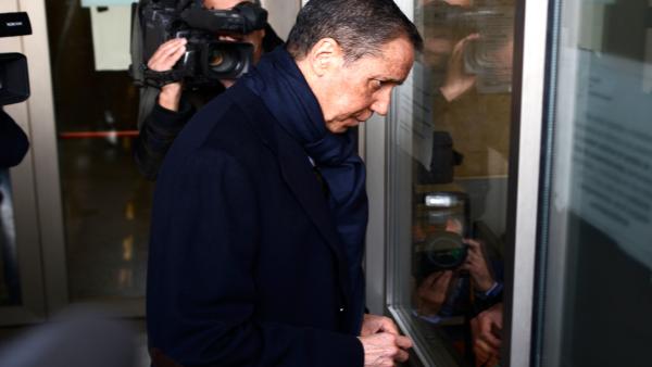 El fiduciario uruguayo de Zaplana entrega al juzgado 5,7 millones dentro de su pacto de colaboración con la Justicia El fiduciario uruguayo de Zaplana entrega al juzgado 5,7 millones dentro de su pacto de colaboración con la Justicia