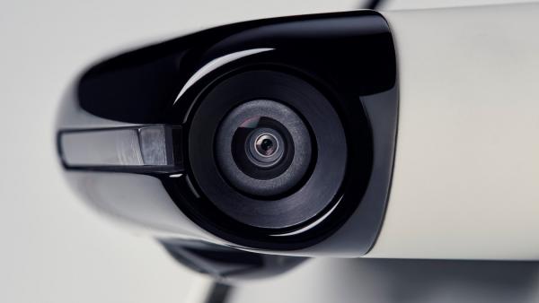 ¿Adiós a los retrovisores? Así es el nuevo sistema de cámaras en el coche. ¿Adiós a los retrovisores? Así es el nuevo sistema de cámaras en el coche.
