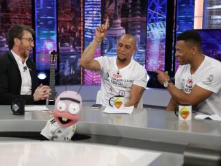 Roberto Carlos y Julio Baptista, en 'El hormiguero'.