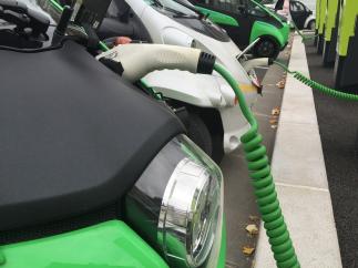 Estos son todos los coches eléctricos (y su precio) que se venden en España