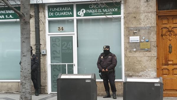 AMP.- El dueño de la funeraria implicada en la estafa de ataúdes podrá salir de la carcel bajo fianza de 800.000 euros AMP.- El dueño de la funeraria implicada en la estafa de ataúdes podrá salir de la carcel bajo fianza de 800.000 euros