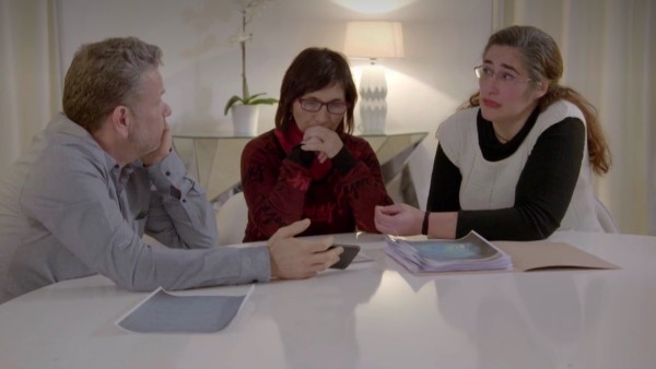 Alberto Chicote con las cocineras de la residencia, en '¿Te lo vas a comer?' Alberto Chicote con las cocineras de la residencia, en '¿Te lo vas a comer?'