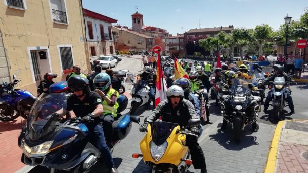 Más de 400 motoristas reivindican en Zaratán (Valladolid) el uso de la moto y mejoras para reducir siniestralidad Más de 400 motoristas reivindican en Zaratán (Valladolid) el uso de la moto y mejoras para reducir siniestralidad