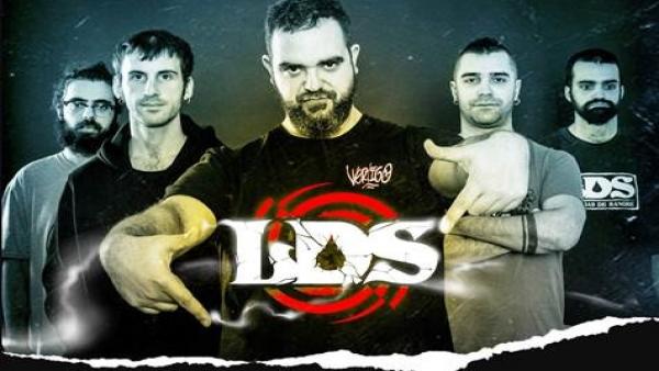 'Lágrimas De Sangre' Presenta Este Viernes En La Sala Porta Caeli Valladolid Su Nuevo Disco, 'Vértigo' 'Lágrimas De Sangre' Presenta Este Viernes En La Sala Porta Caeli Valladolid Su Nuevo Disco, 'Vértigo'