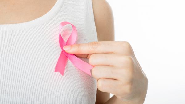 La obesidad femenina y su relación con el cáncer de mama La obesidad femenina y su relación con el cáncer de mama