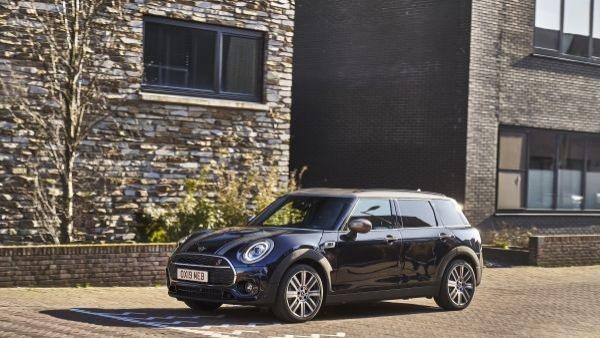 Hasta 192 caballos de potencia: así es el nuevo Mini Clubman Hasta 192 caballos de potencia: así es el nuevo Mini Clubman