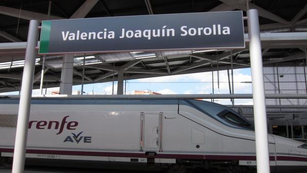 Adif adjudica el mantenimiento de la Línea de Alta Velocidad Madrid-Comunitat Valenciana por 47,8 millones de euros Adif adjudica el mantenimiento de la Línea de Alta Velocidad Madrid-Comunitat Valenciana por 47,8 millones de euros