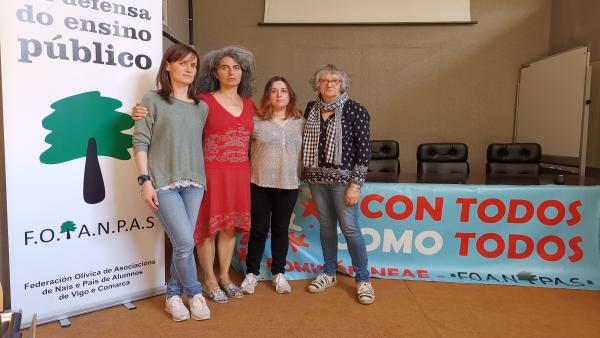 Tres familias de Vigo denuncian la retirada de un cuidador que atendía a niños con necesidades especiales en su colegio Tres familias de Vigo denuncian la retirada de un cuidador que atendía a niños con necesidades especiales en su colegio