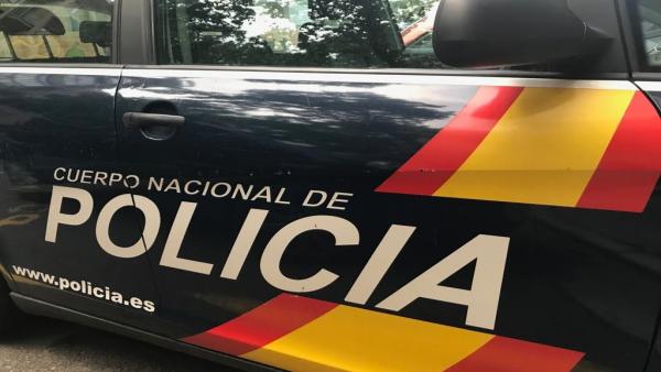 Detienen a un menor por abusar sexualmente de dos chicas e intimidarlas con una navaja Detienen a un menor por abusar sexualmente de dos chicas e intimidarlas con una navaja