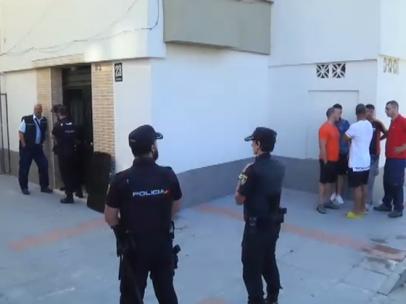 Dispara a su mujer y después se suicida