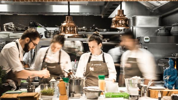 La cocina del Invernadero de Rodrigo de la Calle. La cocina del Invernadero de Rodrigo de la Calle.