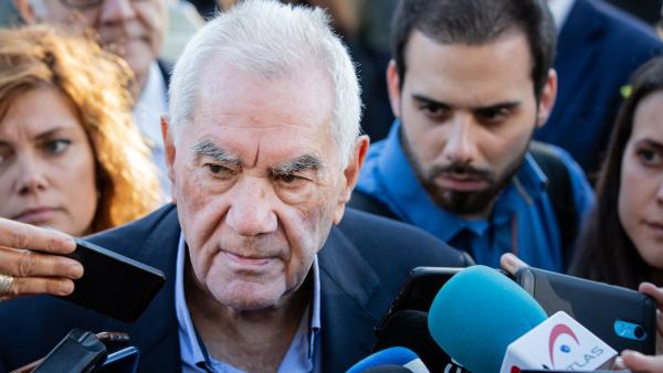 Maragall lamenta que Colau pueda aceptar 'los votos de la vergüenza' para ser alcaldesa. Maragall lamenta que Colau pueda aceptar 'los votos de la vergüenza' para ser alcaldesa.