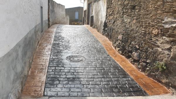 La Diputación de Cáceres concluye las obras de abastecimiento y pavimentación del Plan Activa en Casas de Miravete La Diputación de Cáceres concluye las obras de abastecimiento y pavimentación del Plan Activa en Casas de Miravete