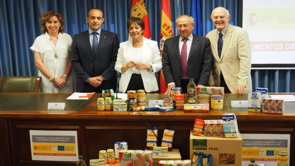 CyL recibirá alimentos por 3,5 millones hasta marzo de 2020, gracias al plan de ayuda del Gobierno a los más necesitados CyL recibirá alimentos por 3,5 millones hasta marzo de 2020, gracias al plan de ayuda del Gobierno a los más necesitados