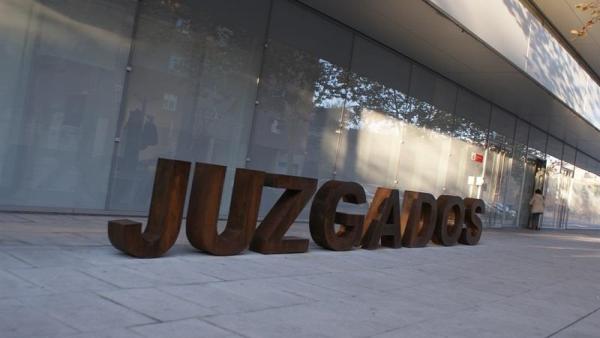 Archivado el caso de una conductora que dio positivo en alcohol una hora después de golpear a varios coches Archivado el caso de una conductora que dio positivo en alcohol una hora después de golpear a varios coches