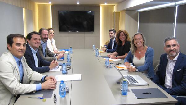 Córdoba.- 26M.- Bellido (PP) dice que no cree que afecte lo que ocurra en el Parlamento con la negociación de Córdoba Córdoba.- 26M.- Bellido (PP) dice que no cree que afecte lo que ocurra en el Parlamento con la negociación de Córdoba