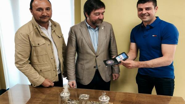 Avilés.- La Policía Local cuenta con un nuevo agente gracias al Concurso de Movilidad Avilés.- La Policía Local cuenta con un nuevo agente gracias al Concurso de Movilidad