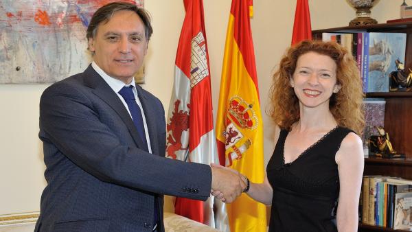 García Carbayo (PP) será el alcalde y Ana Suárez (Cs), primer teniente de alcalde en el Ayuntamiento de Salamanca García Carbayo (PP) será el alcalde y Ana Suárez (Cs), primer teniente de alcalde en el Ayuntamiento de Salamanca