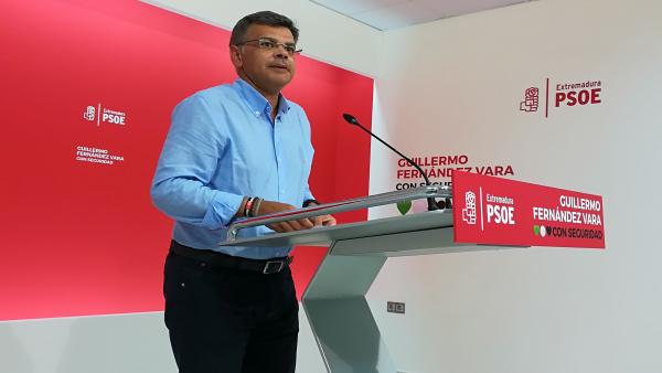 El PSOE en Extremadura sigue 'abierto al diálogo' para las alcaldías con Cs, de quien 'depende' la 'decisión' El PSOE en Extremadura sigue 'abierto al diálogo' para las alcaldías con Cs, de quien 'depende' la 'decisión'