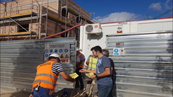 Córdoba.- UGT informa en las obras del inicio de la jornada intensiva en la construcción Córdoba.- UGT informa en las obras del inicio de la jornada intensiva en la construcción