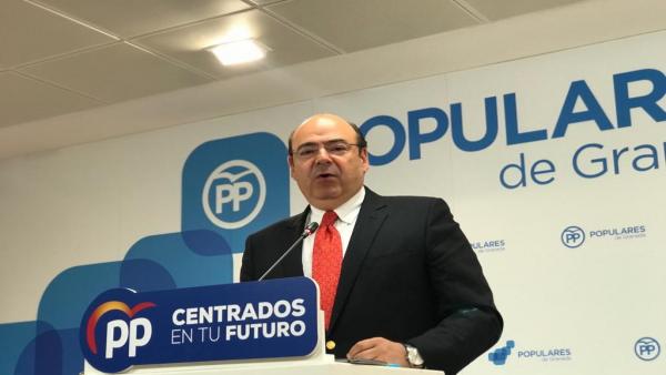 Granada.- 26M-M.- Pérez (PP) afirma que 'Granada quiere un gobierno de centro derecha' y confía en el 'entendimiento' Granada.- 26M-M.- Pérez (PP) afirma que 'Granada quiere un gobierno de centro derecha' y confía en el 'entendimiento'