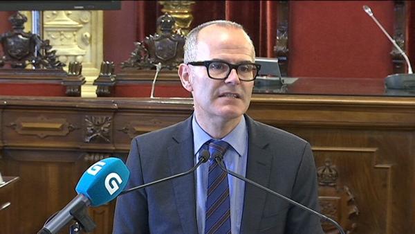 Jesús Vázquez seguirá las directrices que le marquen desde el PP en la investidura, porque es 'una persona de partido' Jesús Vázquez seguirá las directrices que le marquen desde el PP en la investidura, porque es 'una persona de partido'