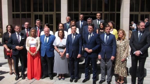 Córdoba.- Juanma Moreno lamenta el crimen de la capital y asegura 'poner todo el empeño' ante la violencia de género Córdoba.- Juanma Moreno lamenta el crimen de la capital y asegura 'poner todo el empeño' ante la violencia de género
