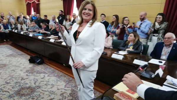 Langreo.- Carmen Arbesú (PSOE), nueva alcaldesa, se compromete a gobernar por una 'ilusión colectiva' Langreo.- Carmen Arbesú (PSOE), nueva alcaldesa, se compromete a gobernar por una 'ilusión colectiva'