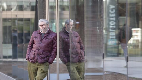 Entrevista a Antonio Muñoz Molina por su libro Un andar solitario entre la gente Entrevista a Antonio Muñoz Molina por su libro Un andar solitario entre la gente