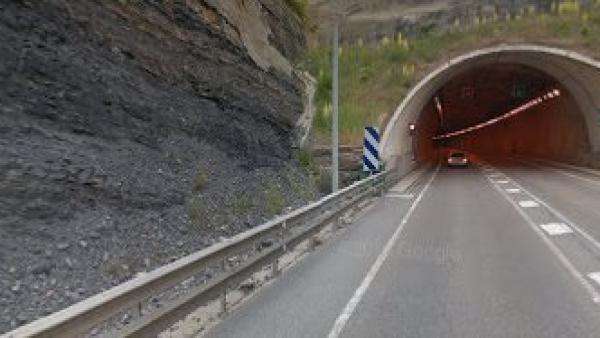 Imagen del túnel de Piqueras Imagen del túnel de Piqueras